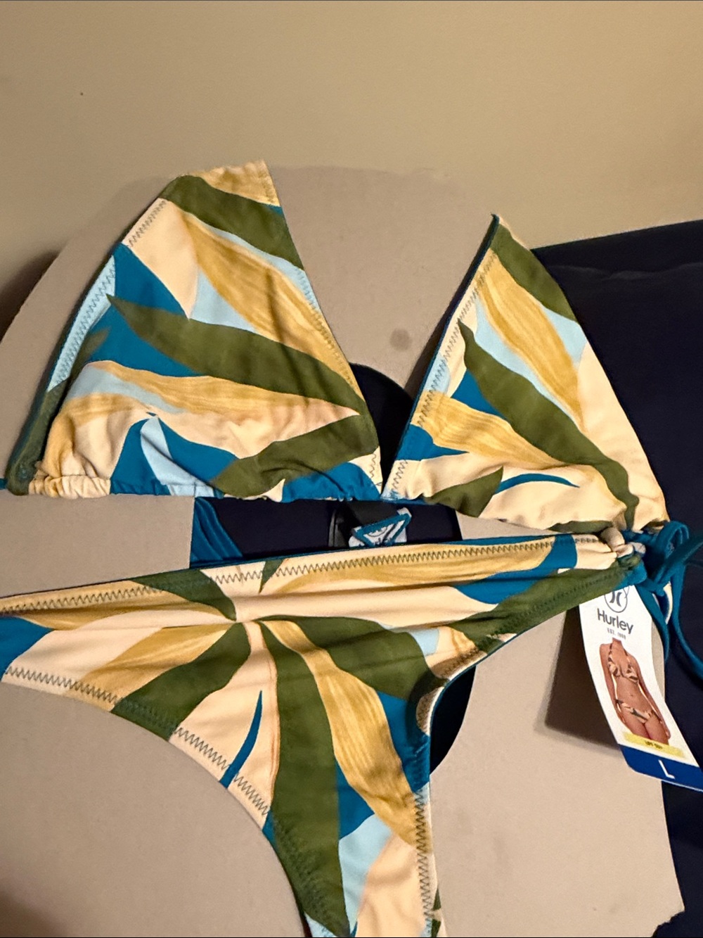 Bikini Tag Photo - Picture 3 of 4
